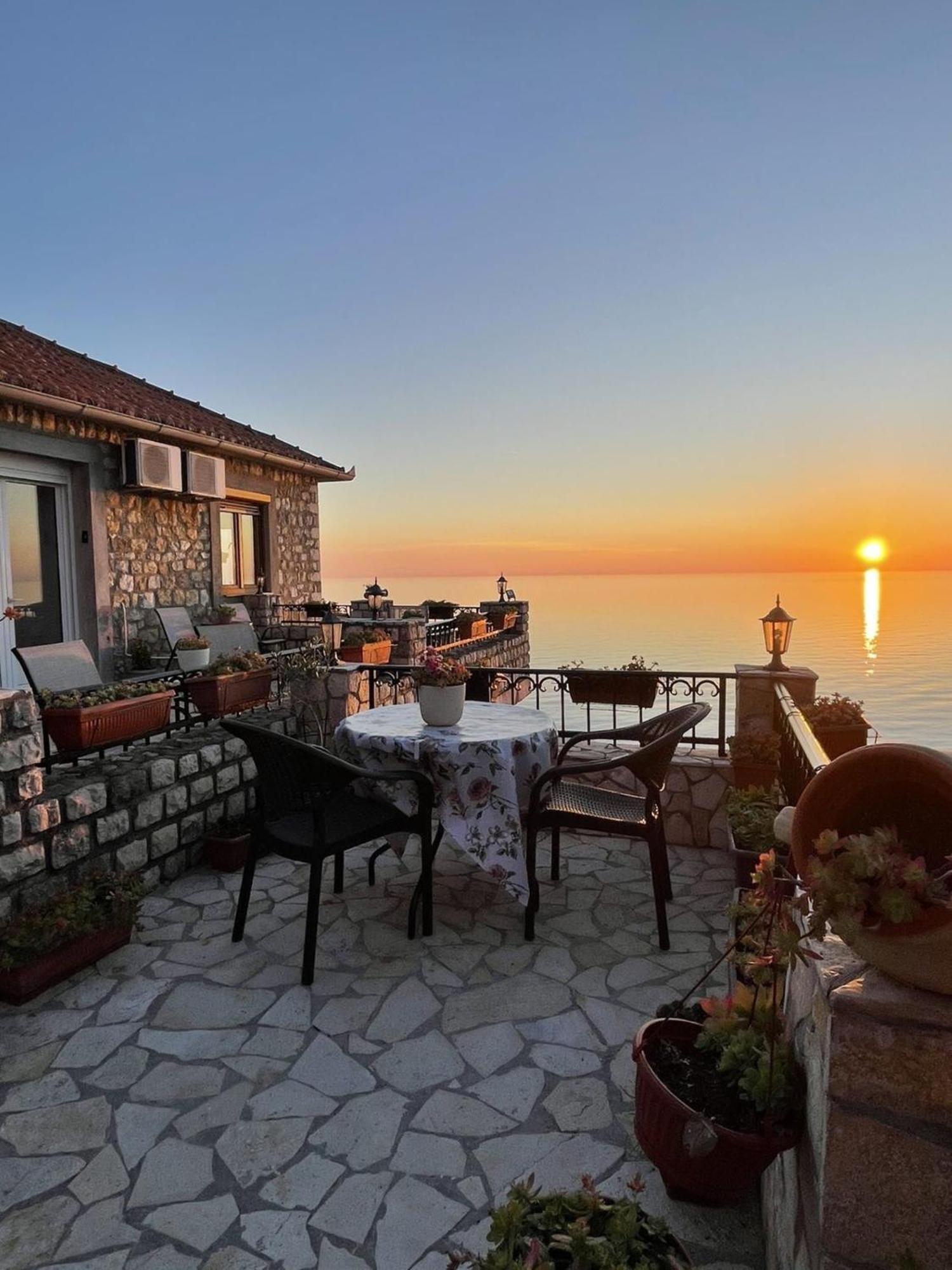 Apartment Antigona Old Town