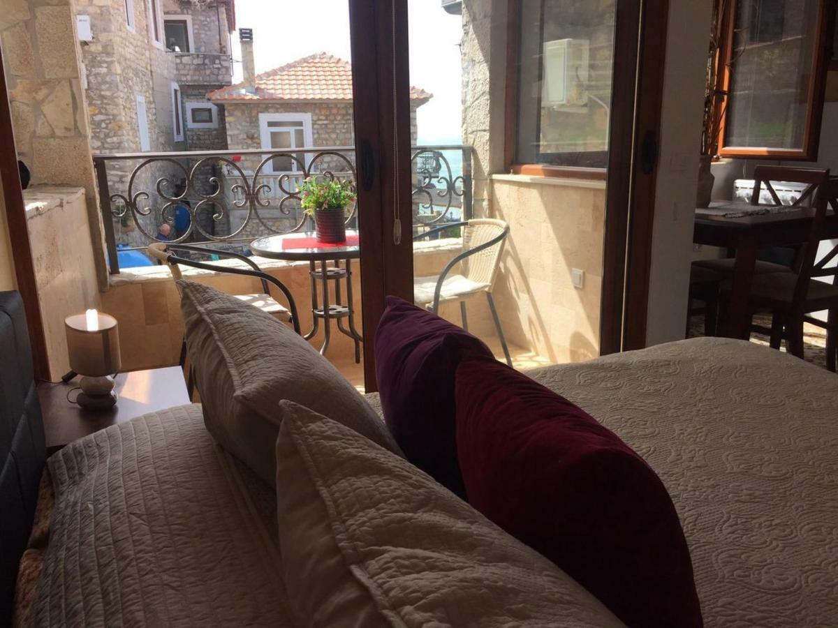 Antigona Old Town Apartment